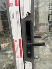 KHÓA VÂN TAY KTS105B GẮN CHO CÔNG TRÌNH CỬA NHÔM QUẬN PHÚ NHUẬN